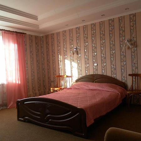 Guest House Svoyaky Гомел Екстериор снимка