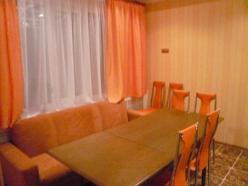 Guest House Svoyaky Гомел Екстериор снимка